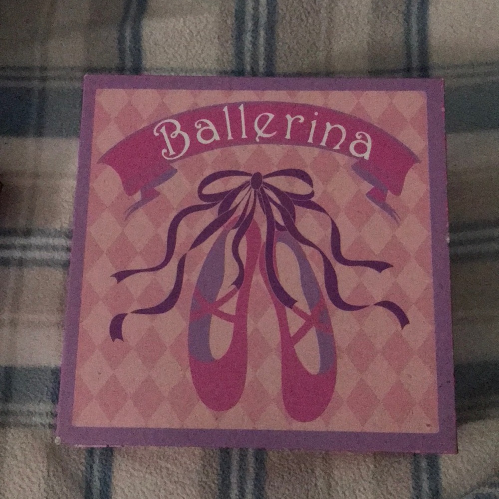 Ballerina Toy Box